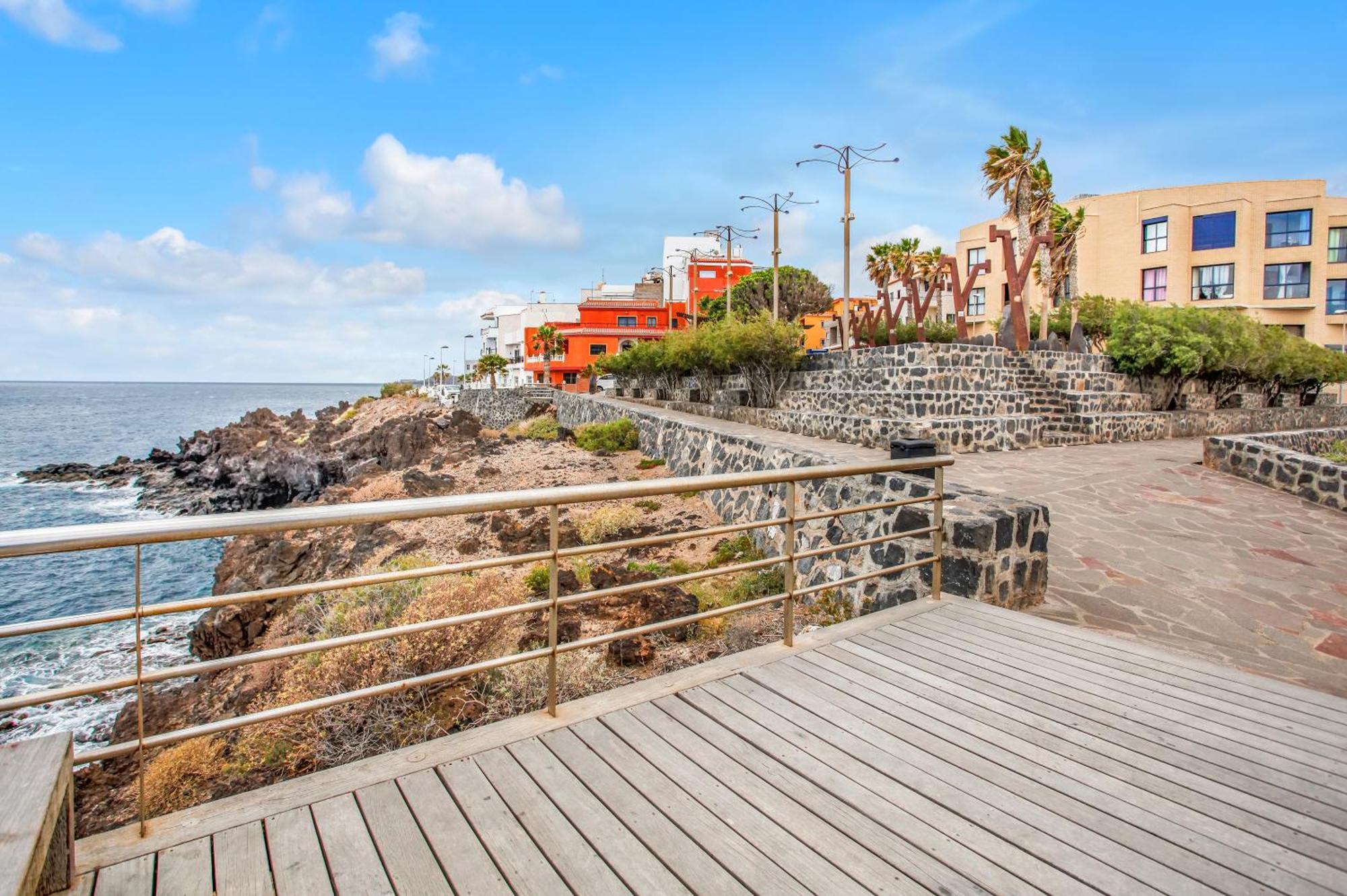 Apartamento Ocean Blue, Next To The Ocean, Fast Wi-Fi Los Abrigos Exterior foto